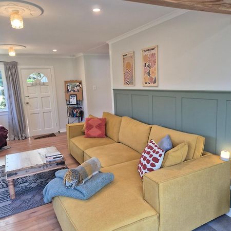 Cosy Getaway In Manapouri Villa Exterior foto