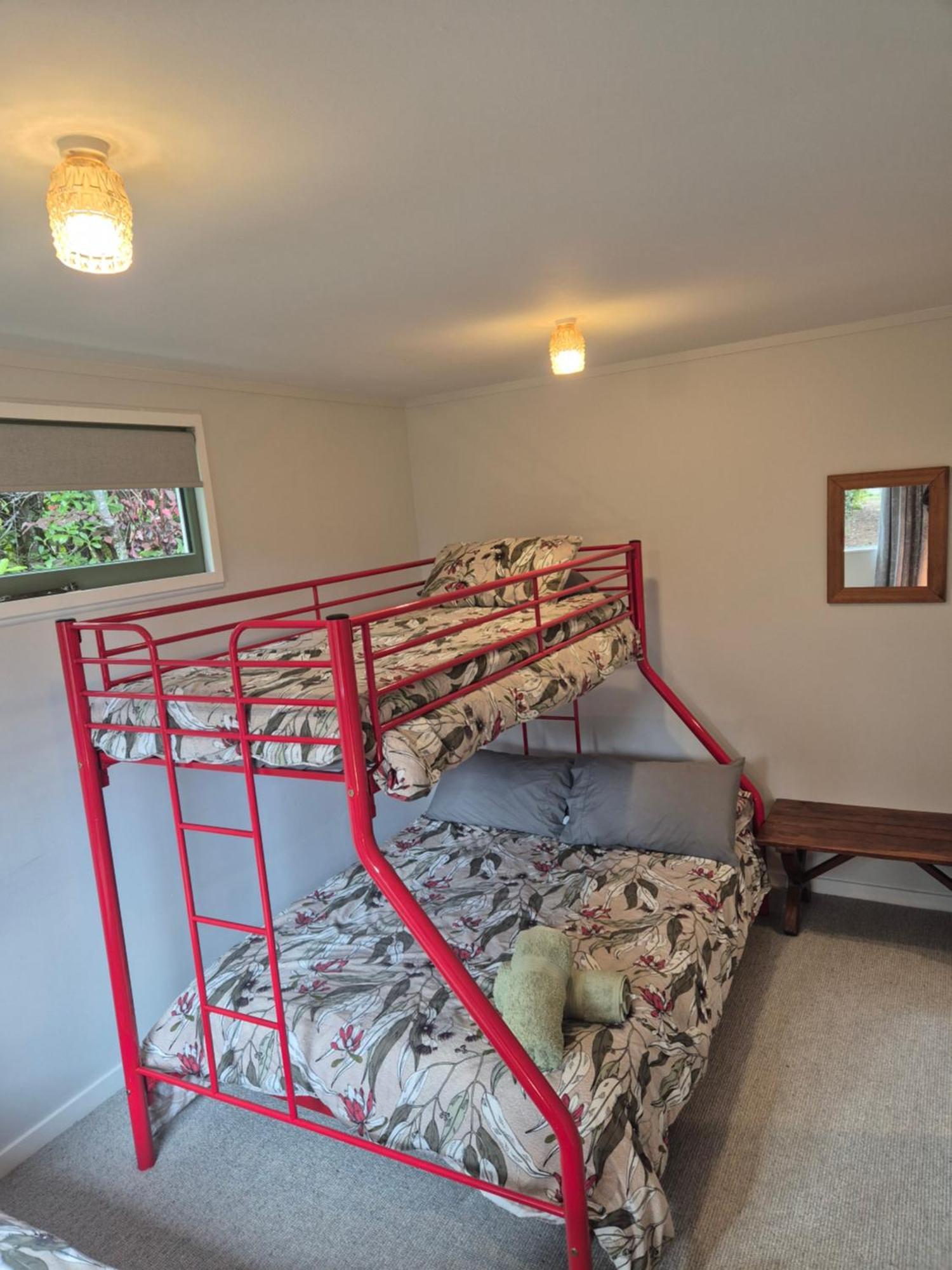 Cosy Getaway In Manapouri Villa Exterior foto